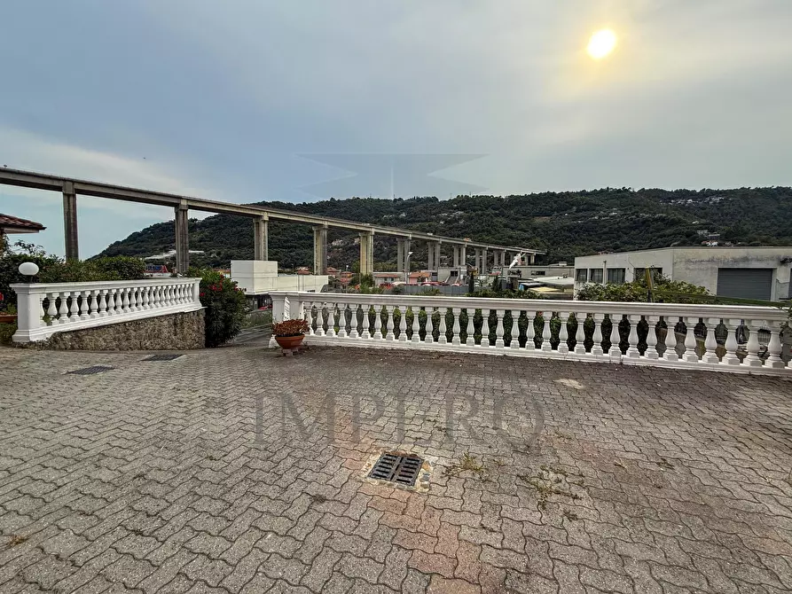 Immagine 27 di Villa in vendita  in Via del Commercio 1 a Camporosso
