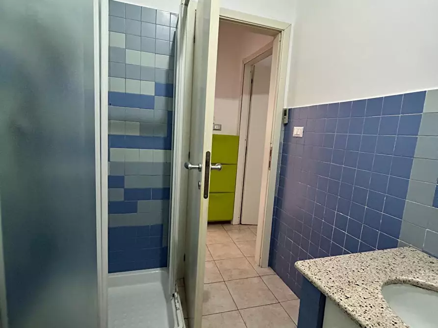 Immagine 18 di Trilocale in affitto  a Francavilla Al Mare