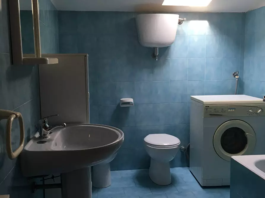 Immagine 6 di Quadrilocale in vendita  in Viale Maiella 23/A a Francavilla Al Mare