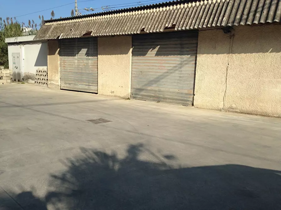 Immagine 1 di Garage in affitto  a Francavilla Al Mare