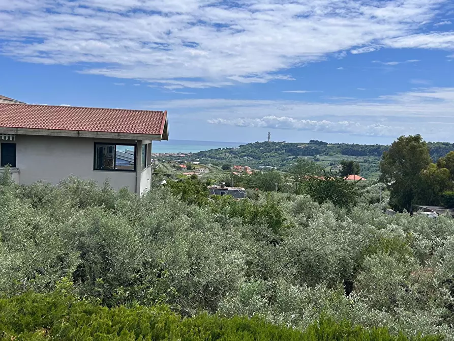 Immagine 22 di Quadrilocale in affitto  in Viale Maiella 23/A a Francavilla Al Mare