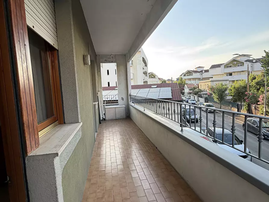 Immagine 17 di Trilocale in affitto  a Francavilla Al Mare