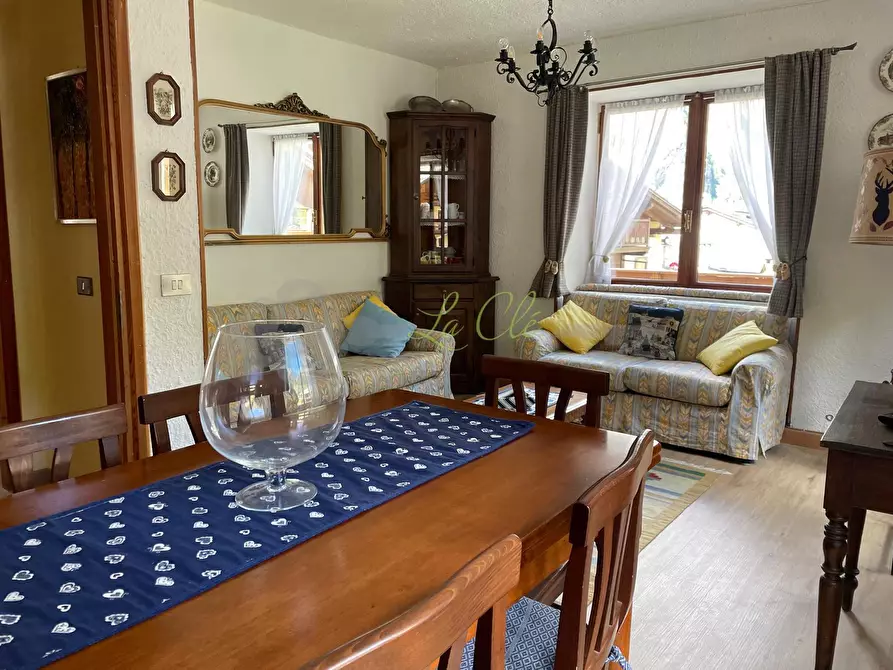 Immagine 6 di Quadrilocale in affitto  in Strada Plan Gorret a Courmayeur
