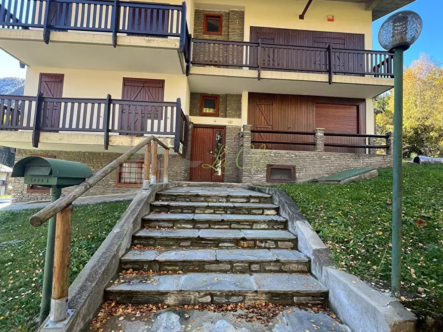 Immagine 13 di Mansarda in affitto  a Courmayeur
