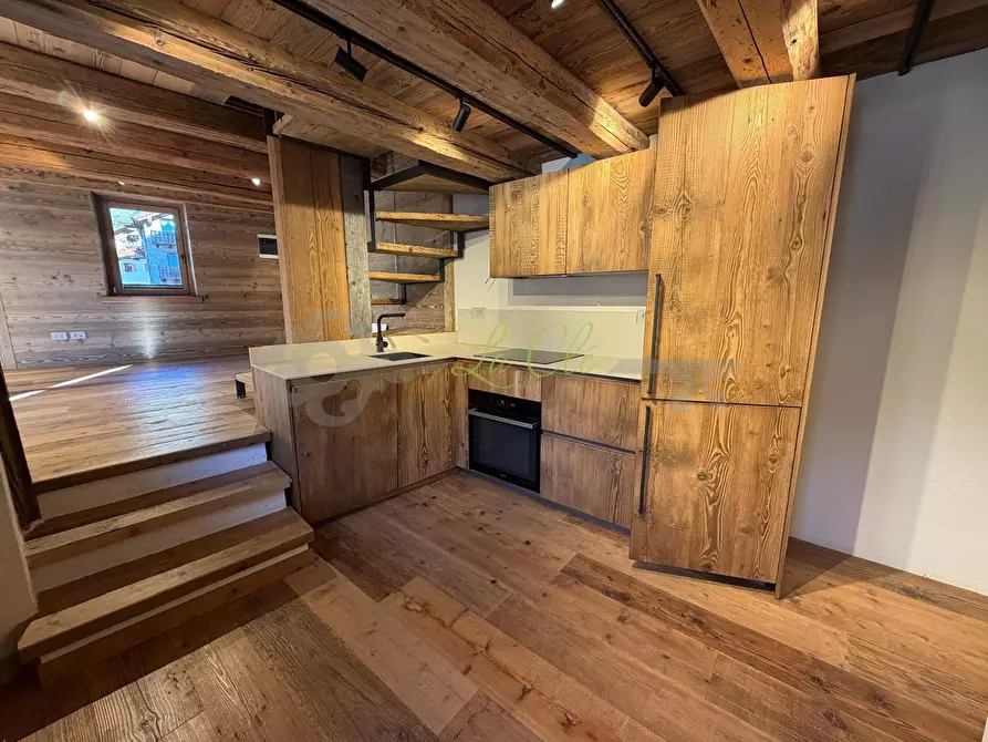 Immagine 9 di Trilocale in vendita  in Via Passerin D'Entreves 11 a Courmayeur