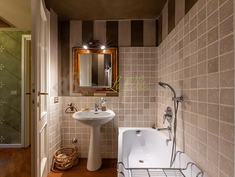 Immagine 13 di Baita in vendita  in Chemin de Prasouy 30 a Pre'-Saint-Didier