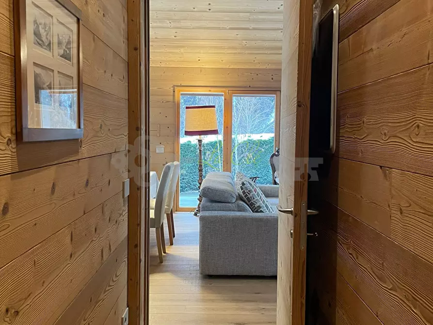 Immagine 27 di Trilocale in affitto  a Pre'-Saint-Didier