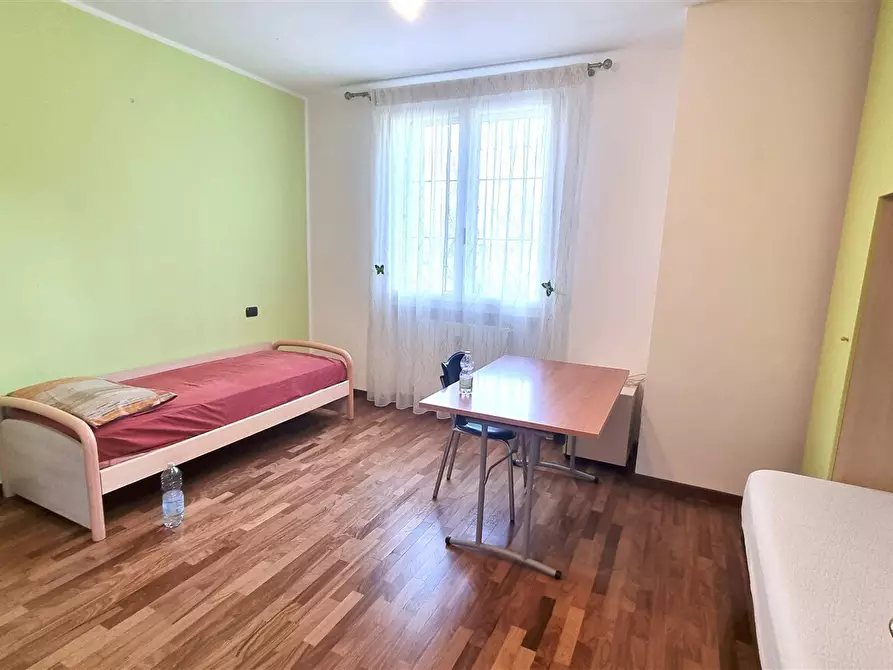 Immagine 8 di Casa trifamiliare in vendita  in Via Ottavio Pattacini 1 a Parma