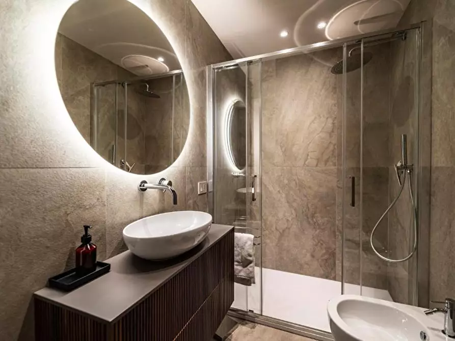 Immagine 8 di Bilocale in affitto  in Borgo Naviglio 1 a Parma