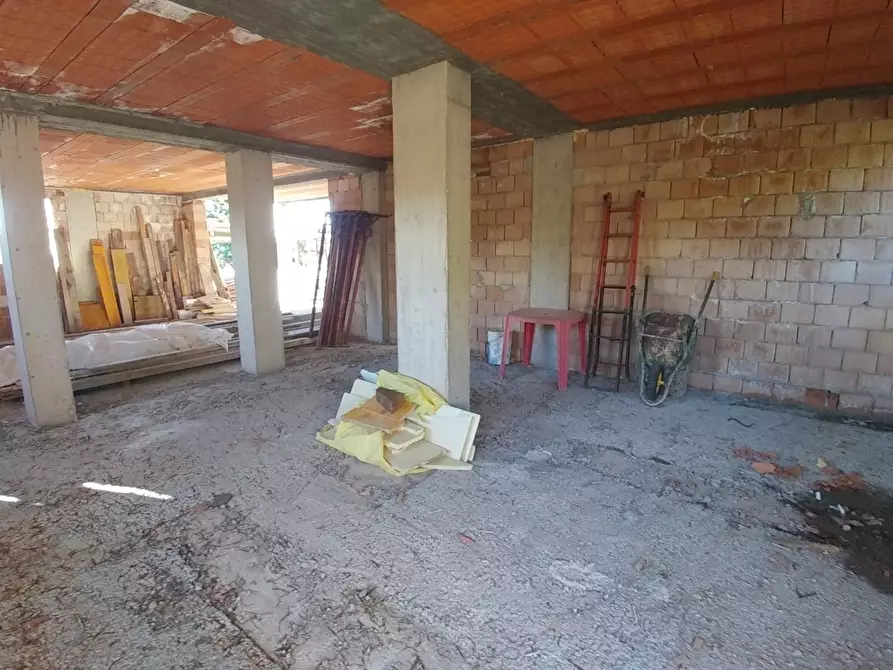 Immagine 10 di Casa indipendente in vendita  a Valsamoggia