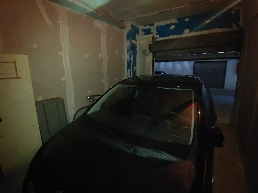 Immagine 31 di Quadrilocale in vendita  in Via Pietro Giardini 396 a Modena