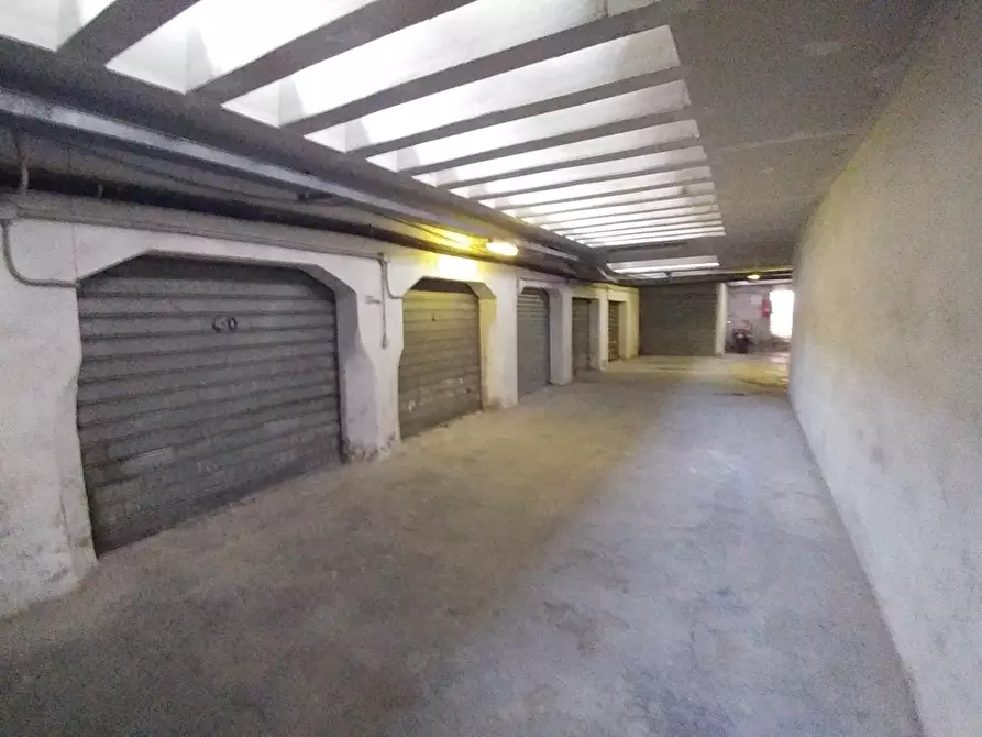 Immagine 32 di Quadrilocale in vendita  in Via Pietro Giardini 396 a Modena