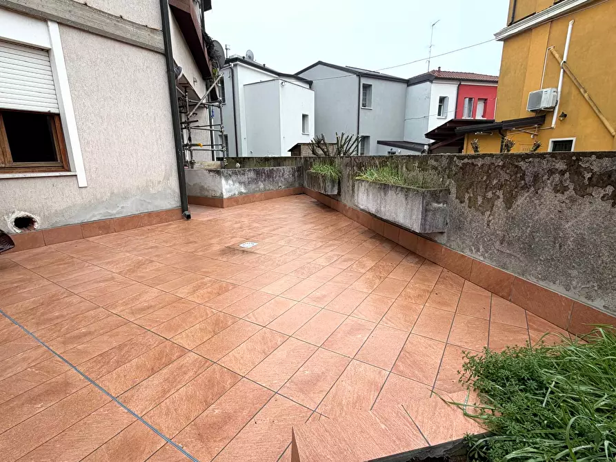 Immagine 1 di Bilocale in vendita  a Rovigo