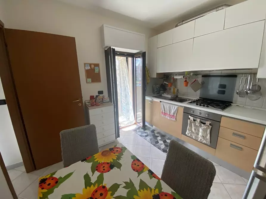 Immagine 9 di Trilocale in vendita  in Via Berlino 6 a Casamassima