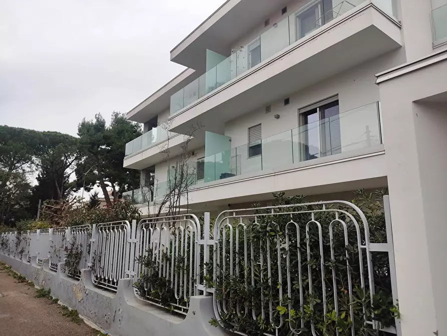 Immagine 7 di Bilocale in vendita  in Corso Alcide de Gasperi 340 a Bari