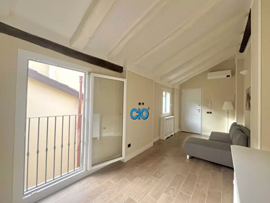 Immagine 3 di Trilocale in vendita  a Bologna