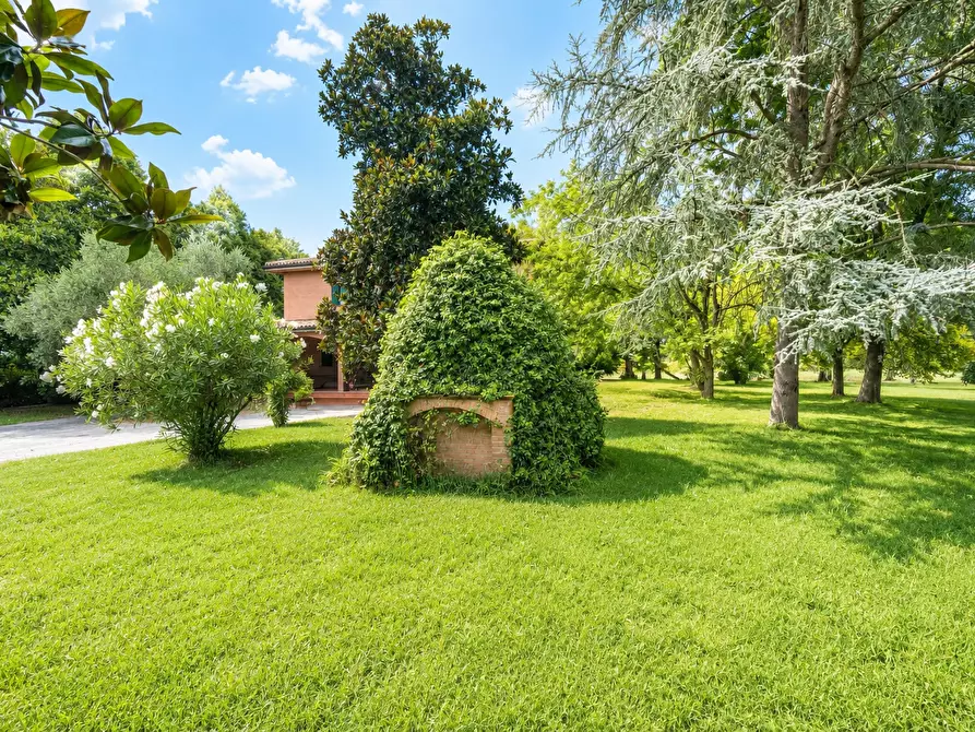 Immagine 7 di Villa in vendita  a Pieve Di Cento
