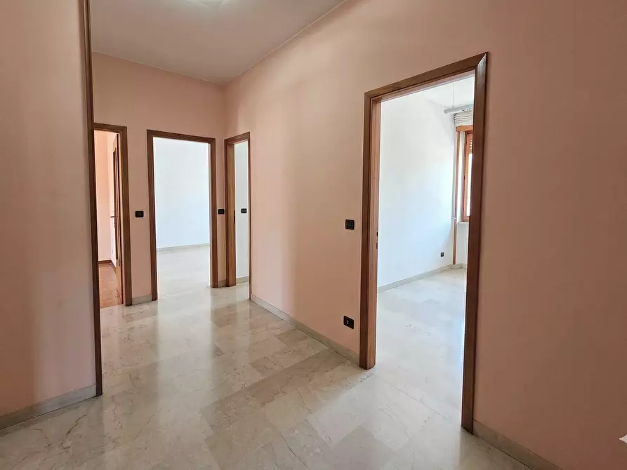 Immagine 9 di Quadrilocale in vendita  in Via XXV Aprile a Brescia