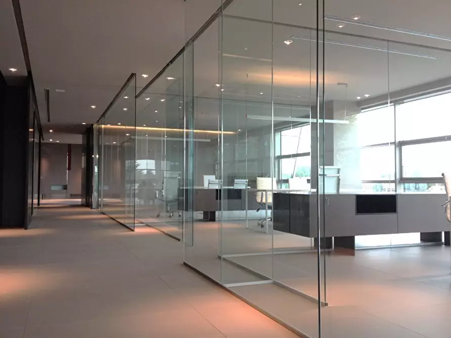 Immagine 1 di Ufficio in vendita  in Via Nicola Farnesi a Lucca