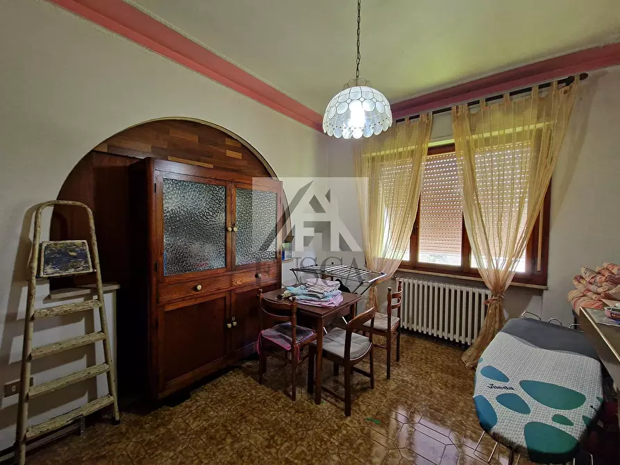 Immagine 5 di Villa in vendita  in Via Vittorio Bachelet a Lucca