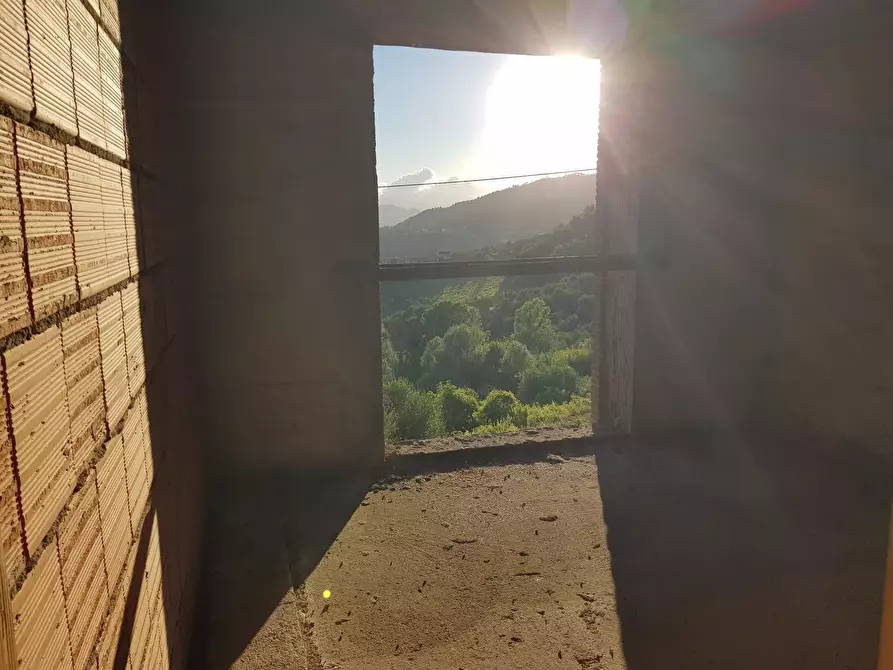 Immagine 15 di Rustico / casale in vendita  in Via di Matraia a Capannori