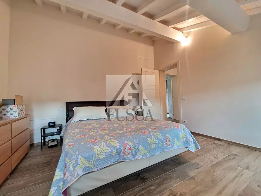 Immagine 20 di Villa in vendita  in Via del Palazzaccio a Lucca