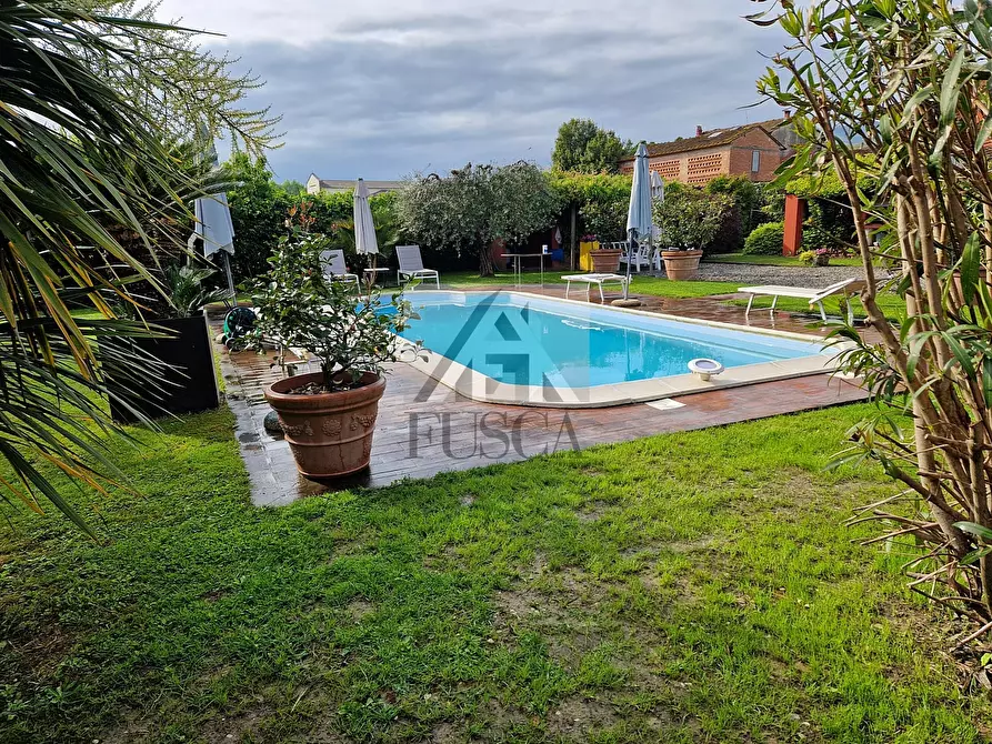 Immagine 8 di Rustico / casale in vendita  in Via del Giardinetto a Lucca