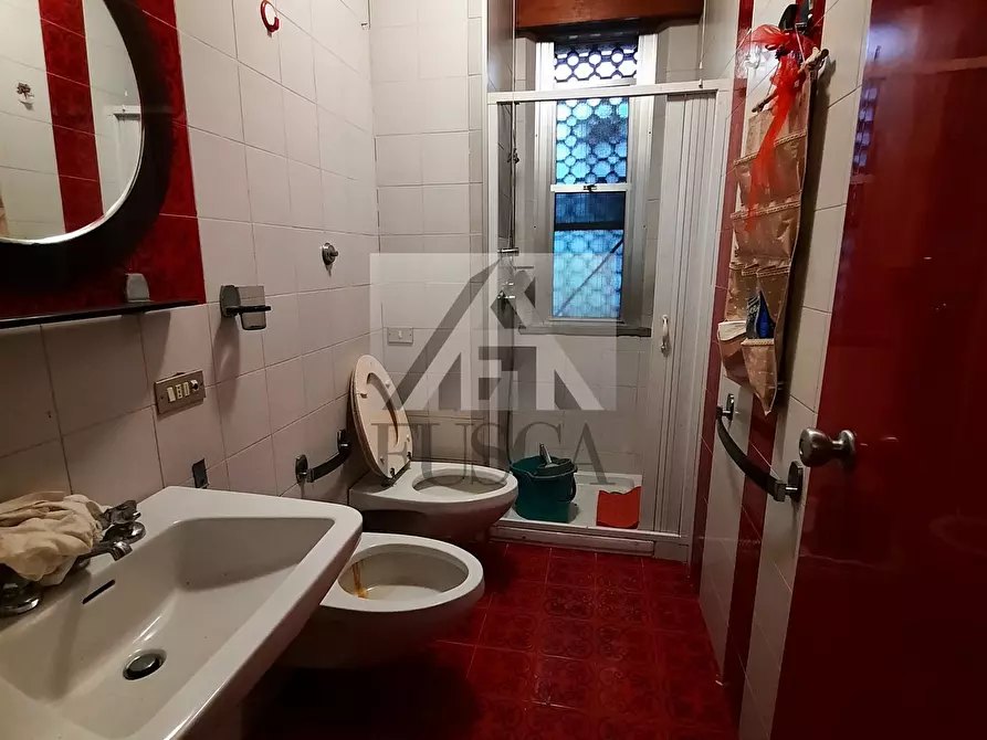 Immagine 8 di Villa in vendita  in Via dei Lippi a Lucca