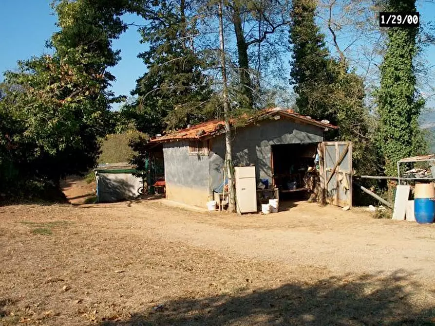 Immagine 28 di Rustico / casale in vendita  in Via Vecchia di Nozzano a Lucca