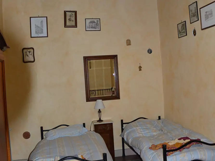 Immagine 6 di Rustico / casale in vendita  in vai elle chiesa a Lucca