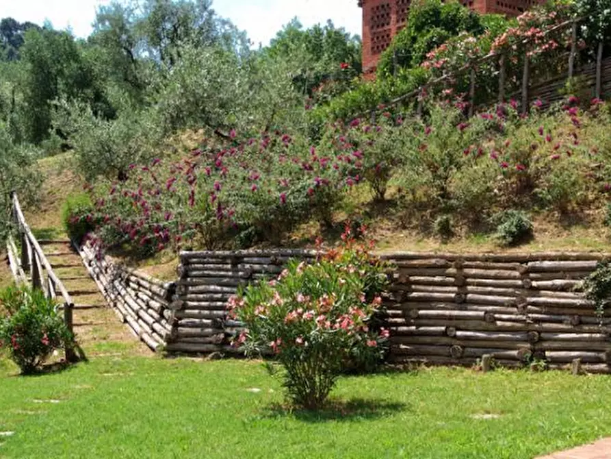Immagine 15 di Rustico / casale in vendita  in Via dei Pieroni a Capannori