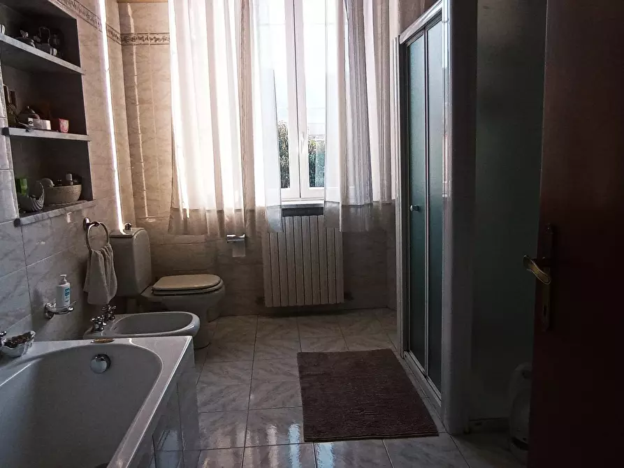 Immagine 17 di Villa in vendita  in Via di S.Donato a Lucca