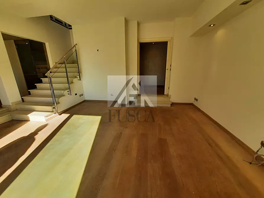 Immagine 15 di Villa in vendita  in Via Sottomonte a Capannori