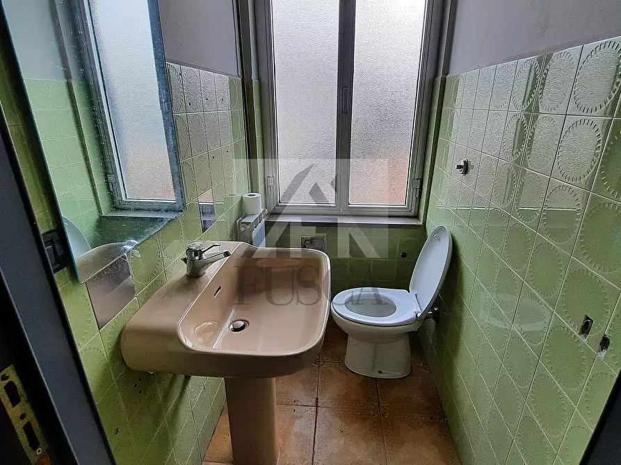 Immagine 8 di Attività artigianale in affitto  in Via di Sant'Alessio 754/A a Lucca