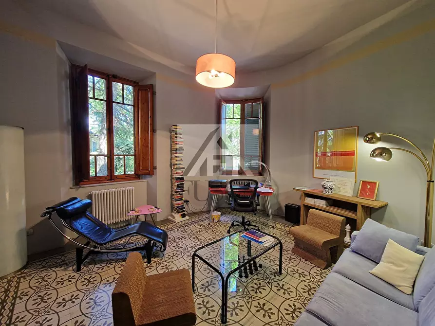 Immagine 5 di Pentalocale in vendita  in Viale Giuseppe Giusti a Lucca