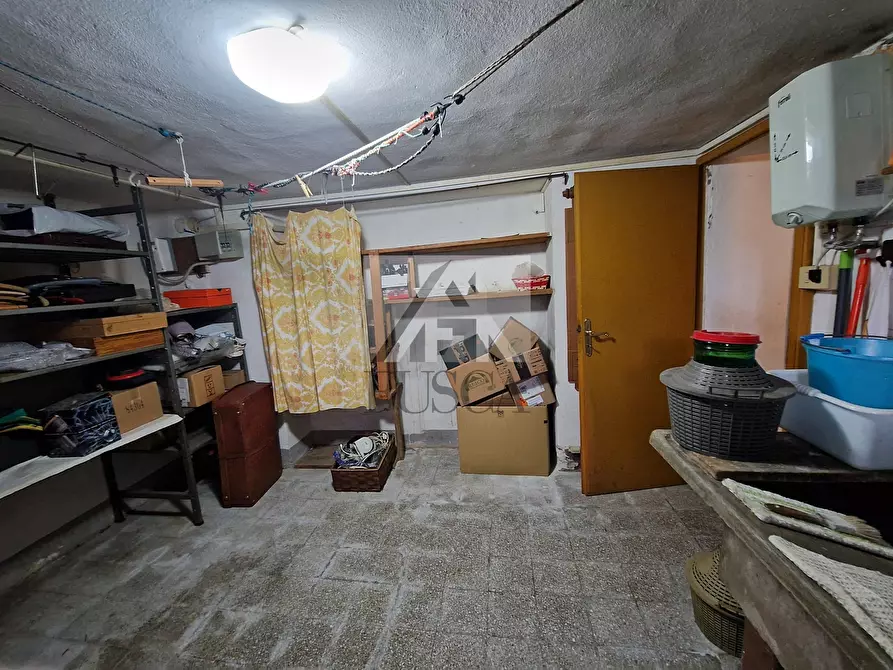 Immagine 20 di Casa bifamiliare in vendita  in Viale Lazzaro Papi 153 a Lucca