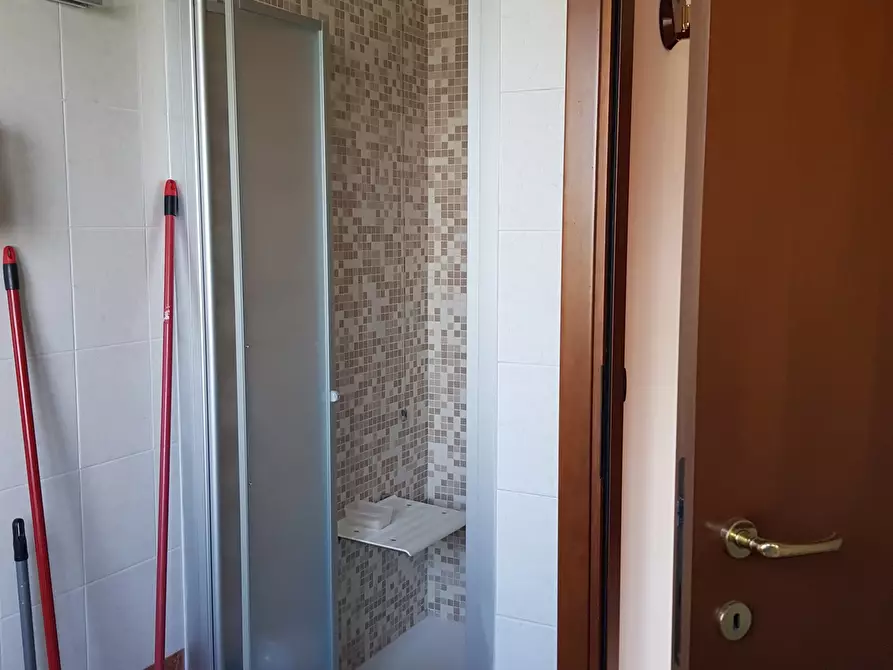 Immagine 11 di Trilocale in vendita  in Via Romana a Capannori