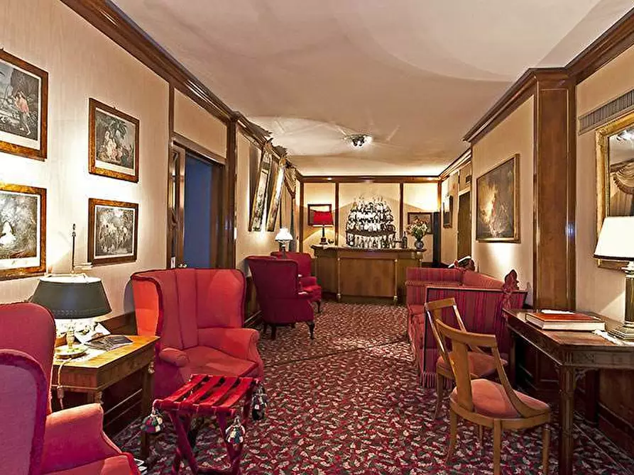 Immagine 11 di Albergo/B&B/Residence in vendita  in Via di Vicopelago e di Pozzuolo a Lucca