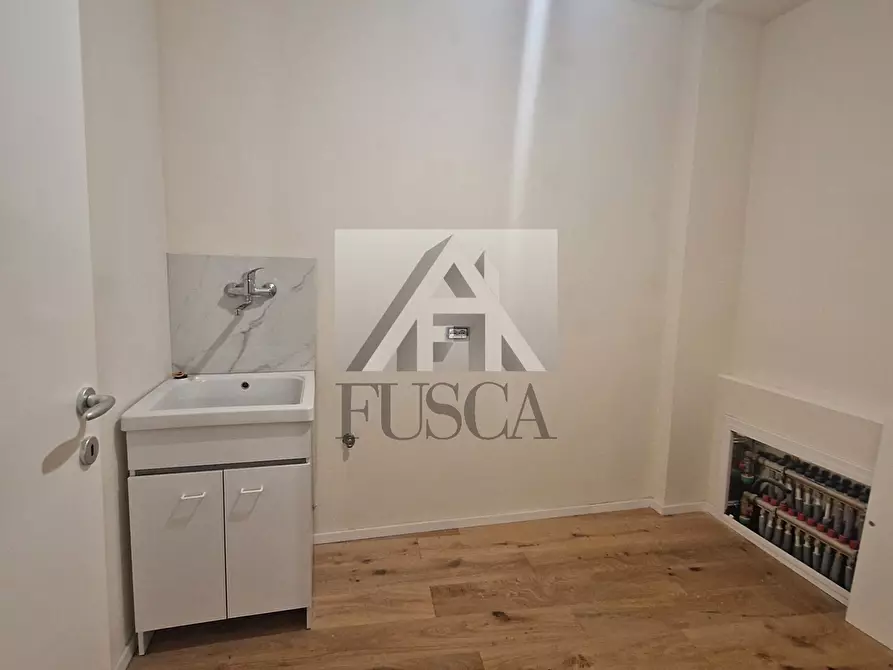 Immagine 9 di Pentalocale in vendita  in Via San Paolino a Lucca