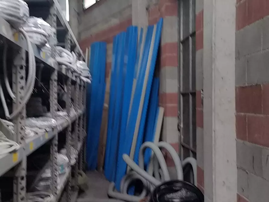 Immagine 25 di Attività artigianale in vendita  in Via del Seminario a Lucca