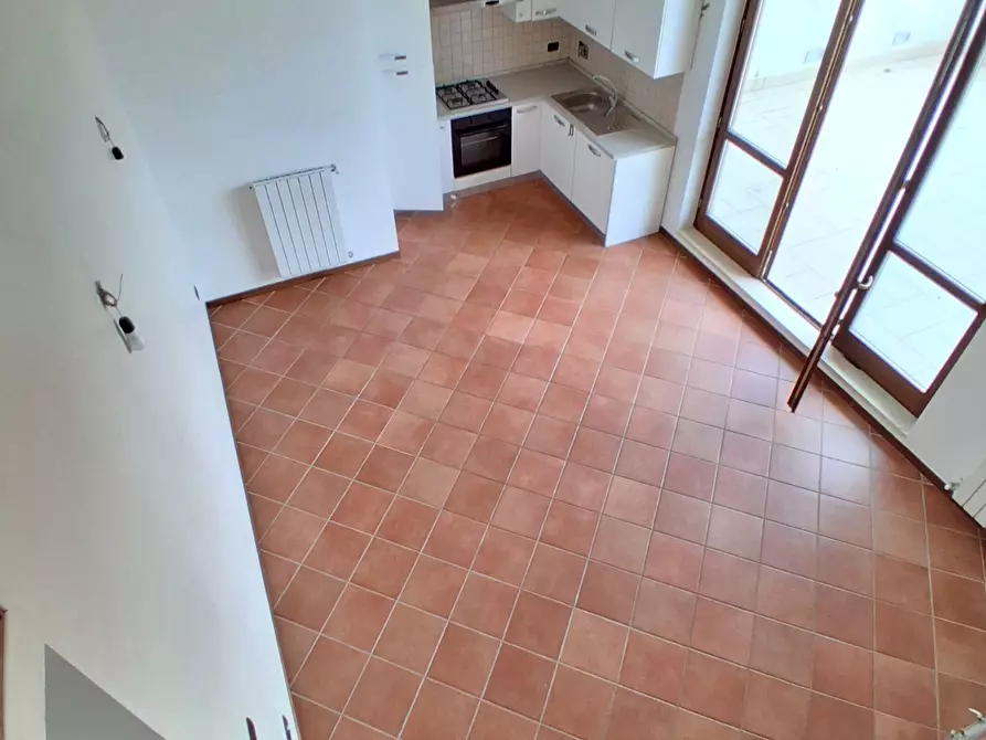 Immagine 2 di Bilocale in vendita  in Via delle Ville Prima a Lucca