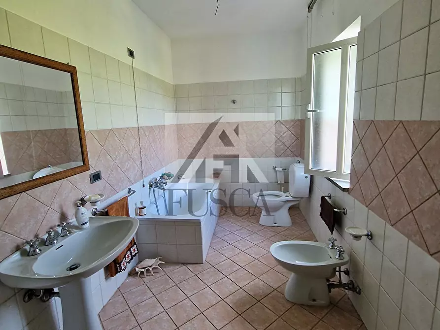 Immagine 13 di Terratetto in vendita  in Via della Billona 1961 a Lucca