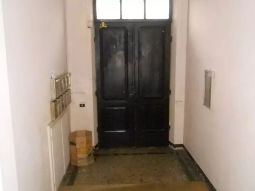 Immagine 3 di Ufficio in affitto  in s'anna circonvallazione a Lucca