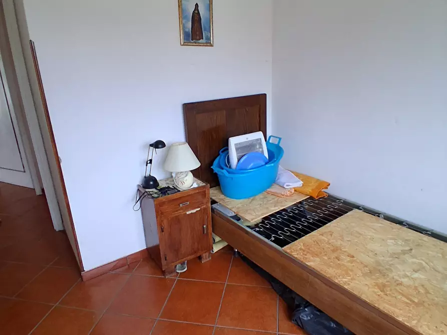 Immagine 5 di Pentalocale in vendita  in Via Francesco Ferraris a Lucca