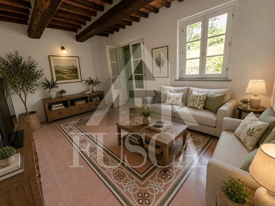 Immagine 12 di Casa bifamiliare in vendita  in Via delle Nubache 587 a Lucca
