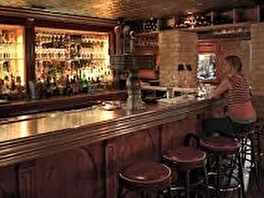 Immagine 11 di Bar / Ristorante in vendita  in Viale Luigi Cadorna a Lucca