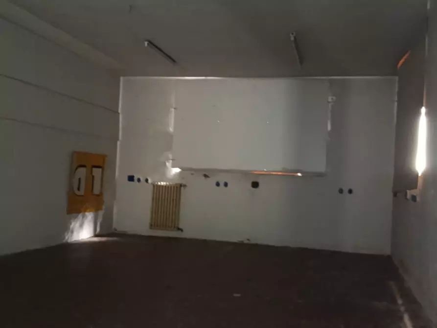 Immagine 4 di Loft/Open space in vendita  a Massarosa