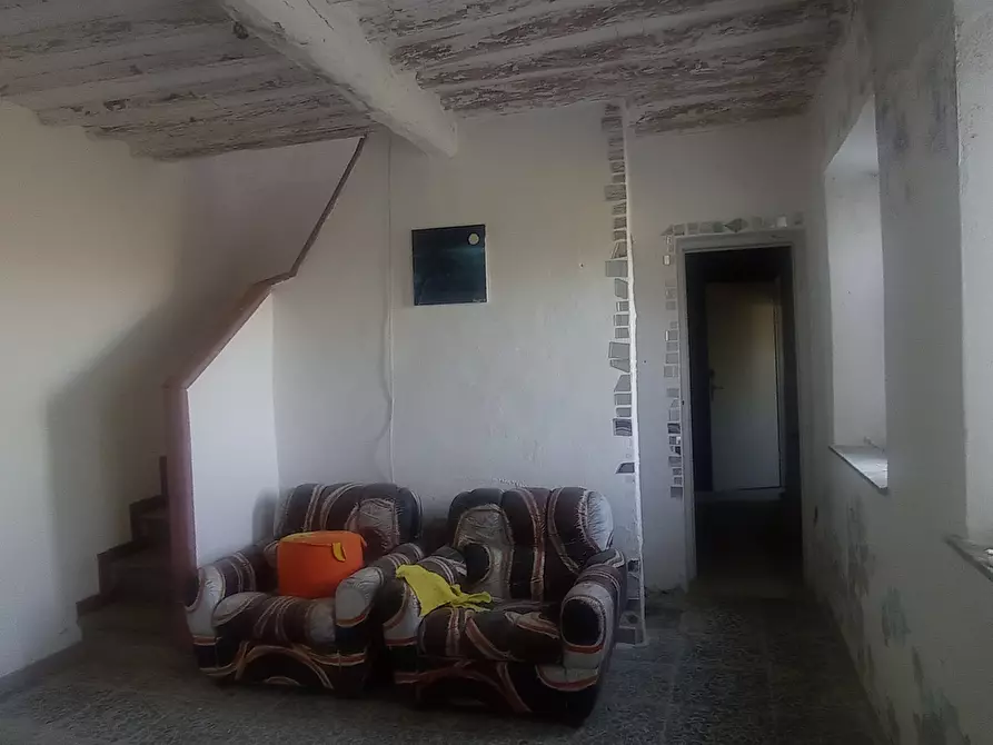 Immagine 4 di Rustico / casale in vendita  a Massarosa