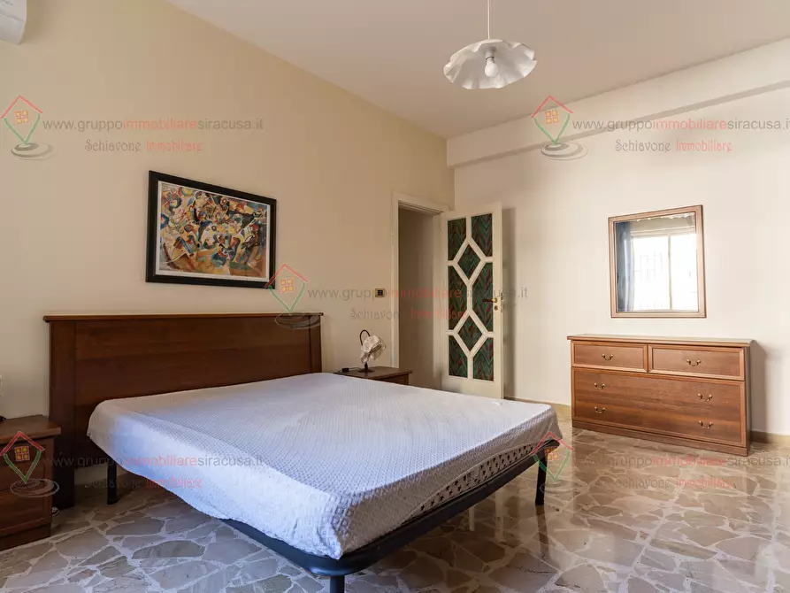 Immagine 13 di Bilocale in vendita  a Siracusa