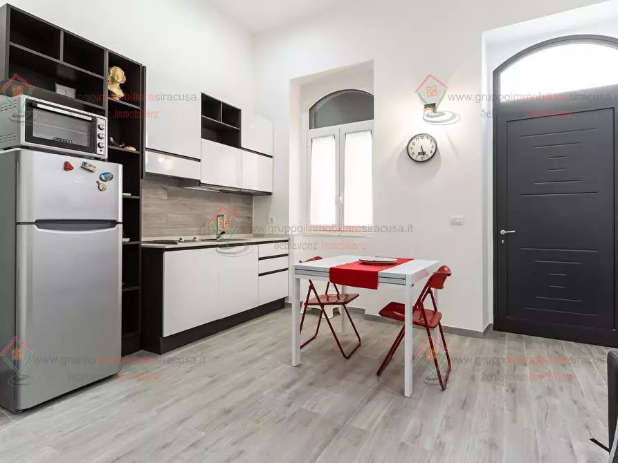 Immagine 1 di Casa indipendente in affitto  a Siracusa